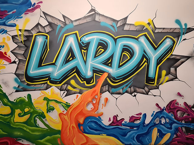Photo tag lardy